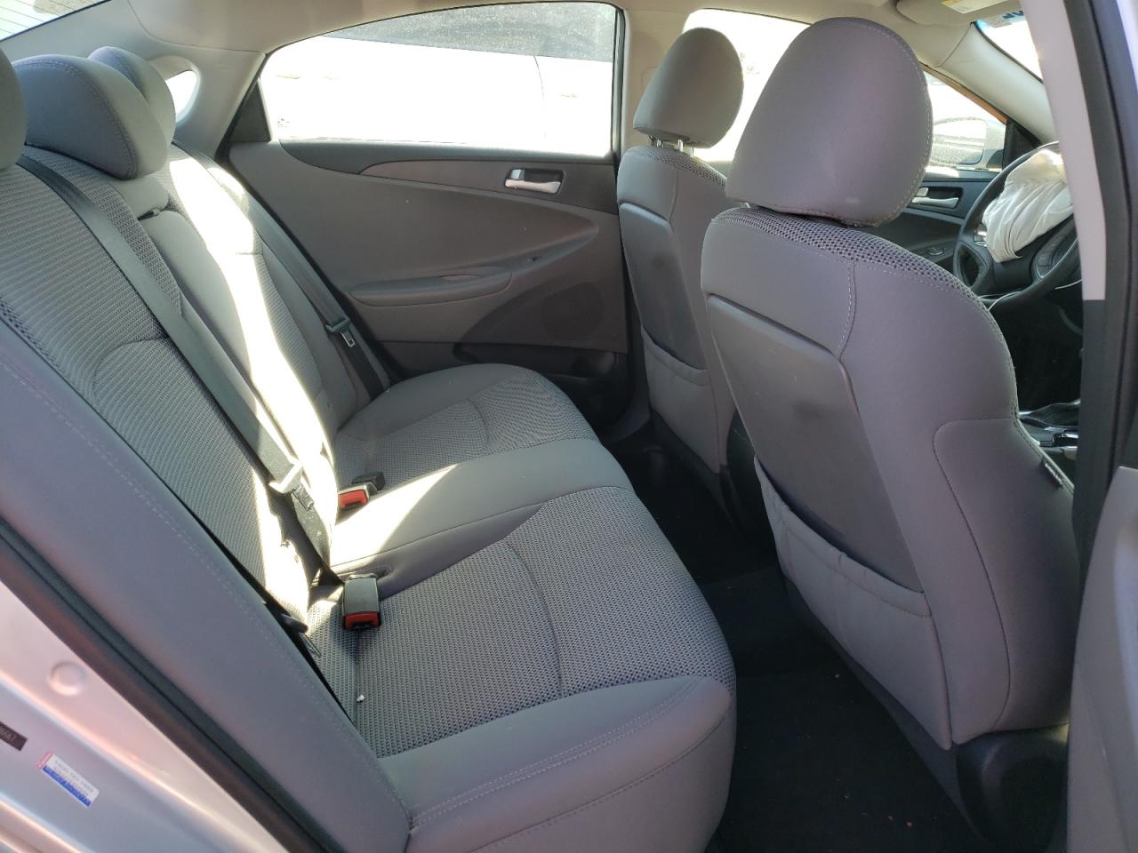 Photo 6 from auction – 2012 HYUNDAI SONATA GLS with VIN 5NPEB4AC7CH486667