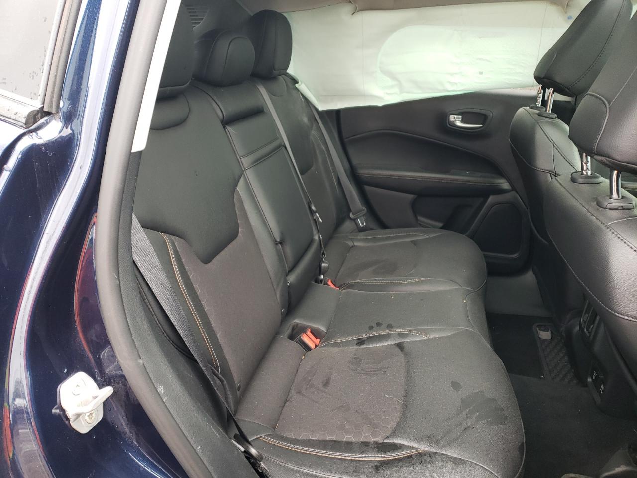 Photo 6 from auction – 2018 JEEP COMPASS LA with VIN 3C4NJDBB5JT112385