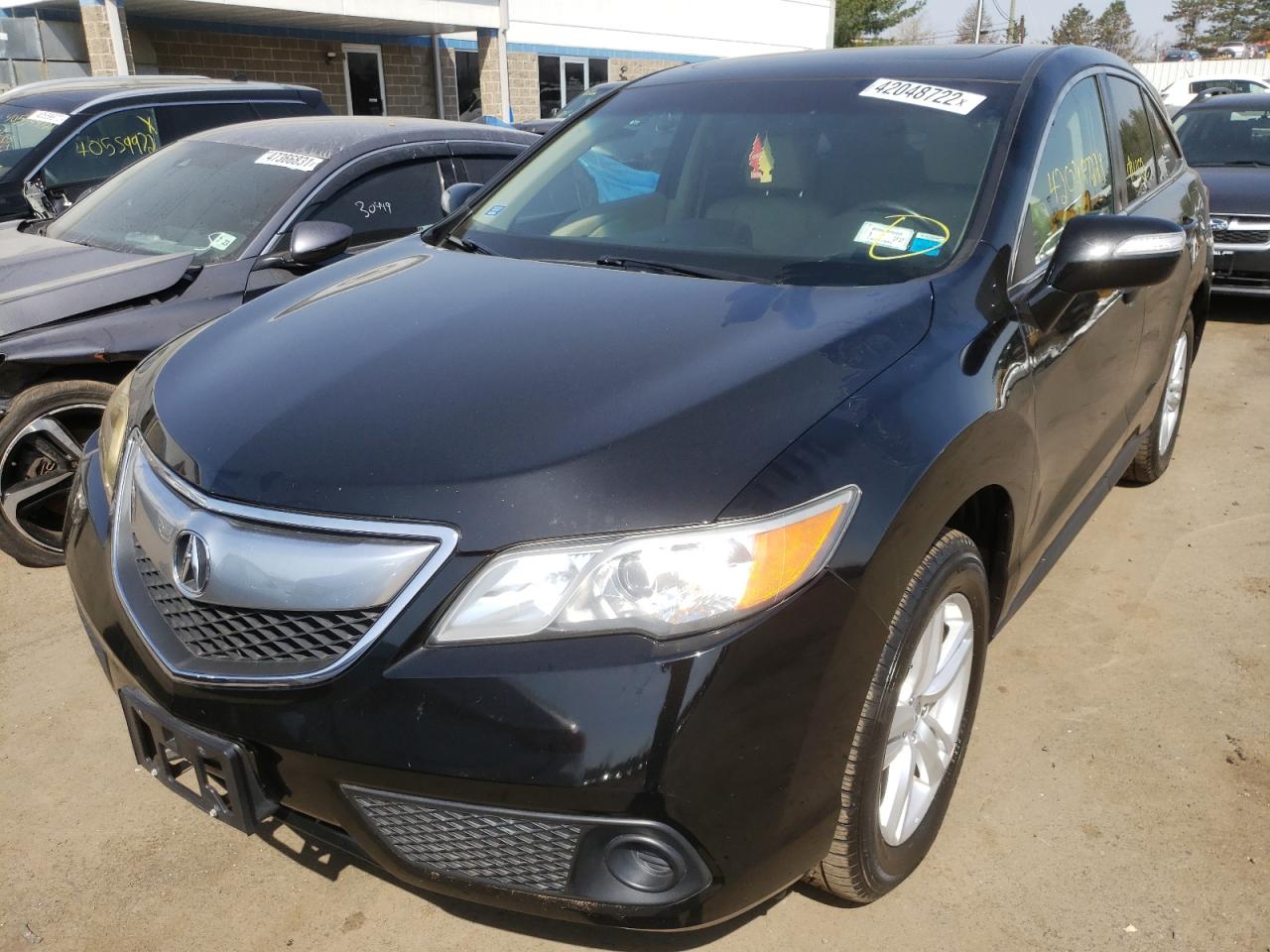 Photo 2 from auction – 2015 ACURA RDX with VIN 5J8TB4H33FL029286