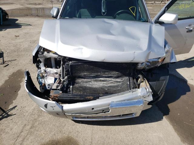 Photo 7 from auction – 2011 FORD ESCAPE LIM with VIN 1FMCU9EG1BKB64341