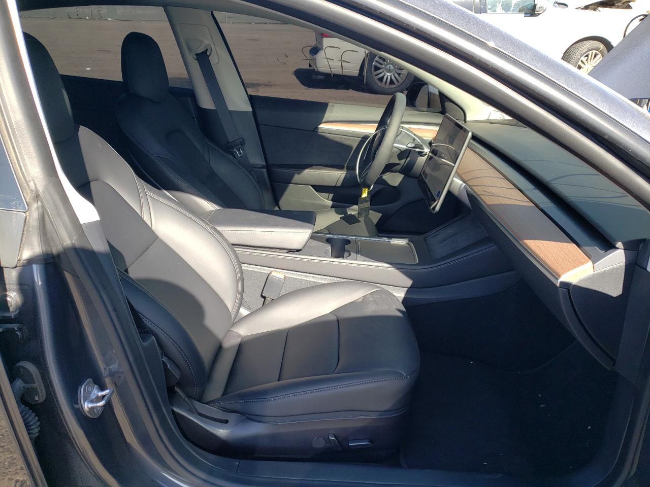 Photo 5 from auction – 2022 TESLA MODEL 3 with VIN 5YJ3E1EC1NF156161