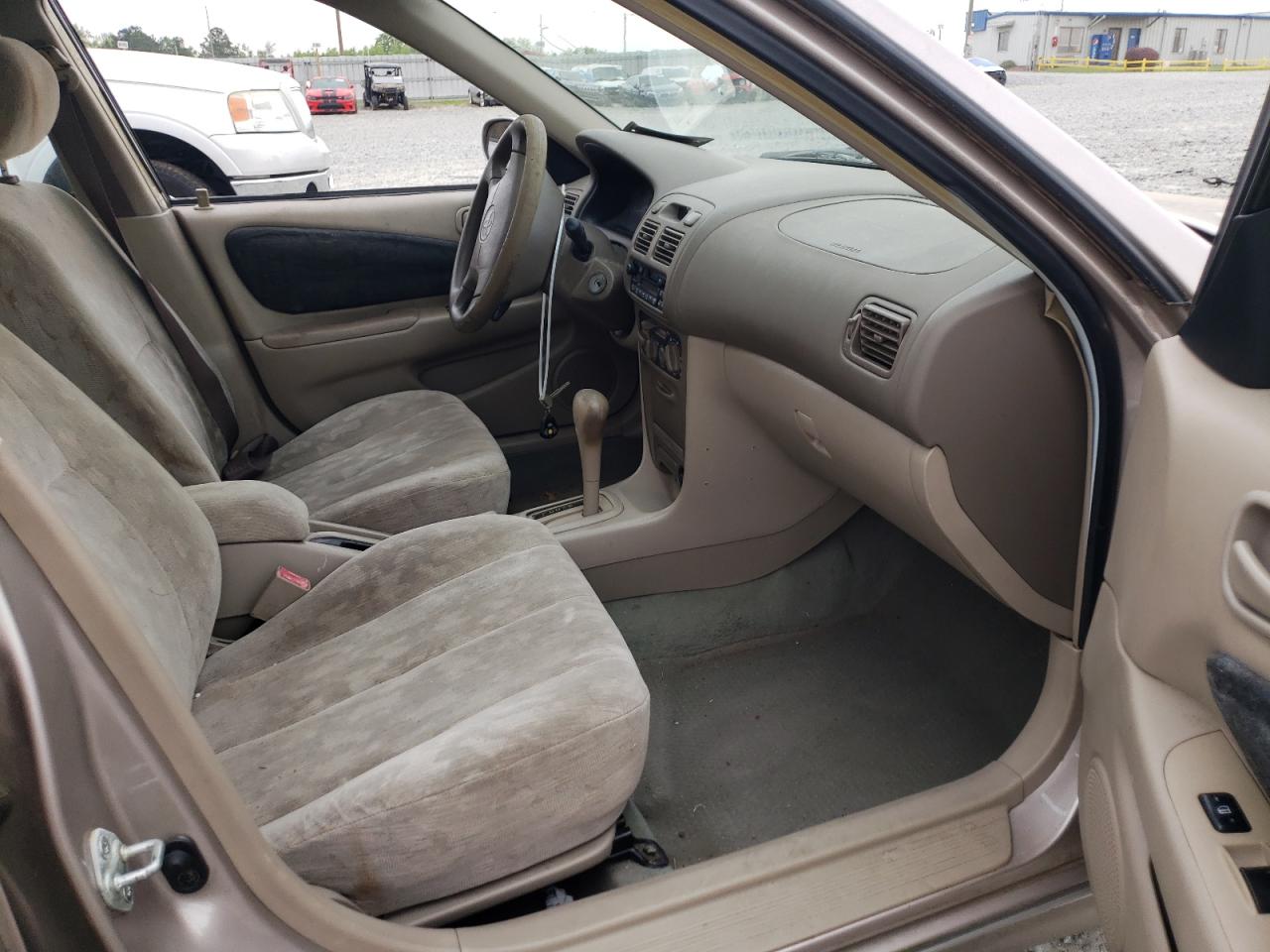 Photo 5 from auction – 1999 TOYOTA COROLLA VE with VIN 1NXBR12E7XZ280141