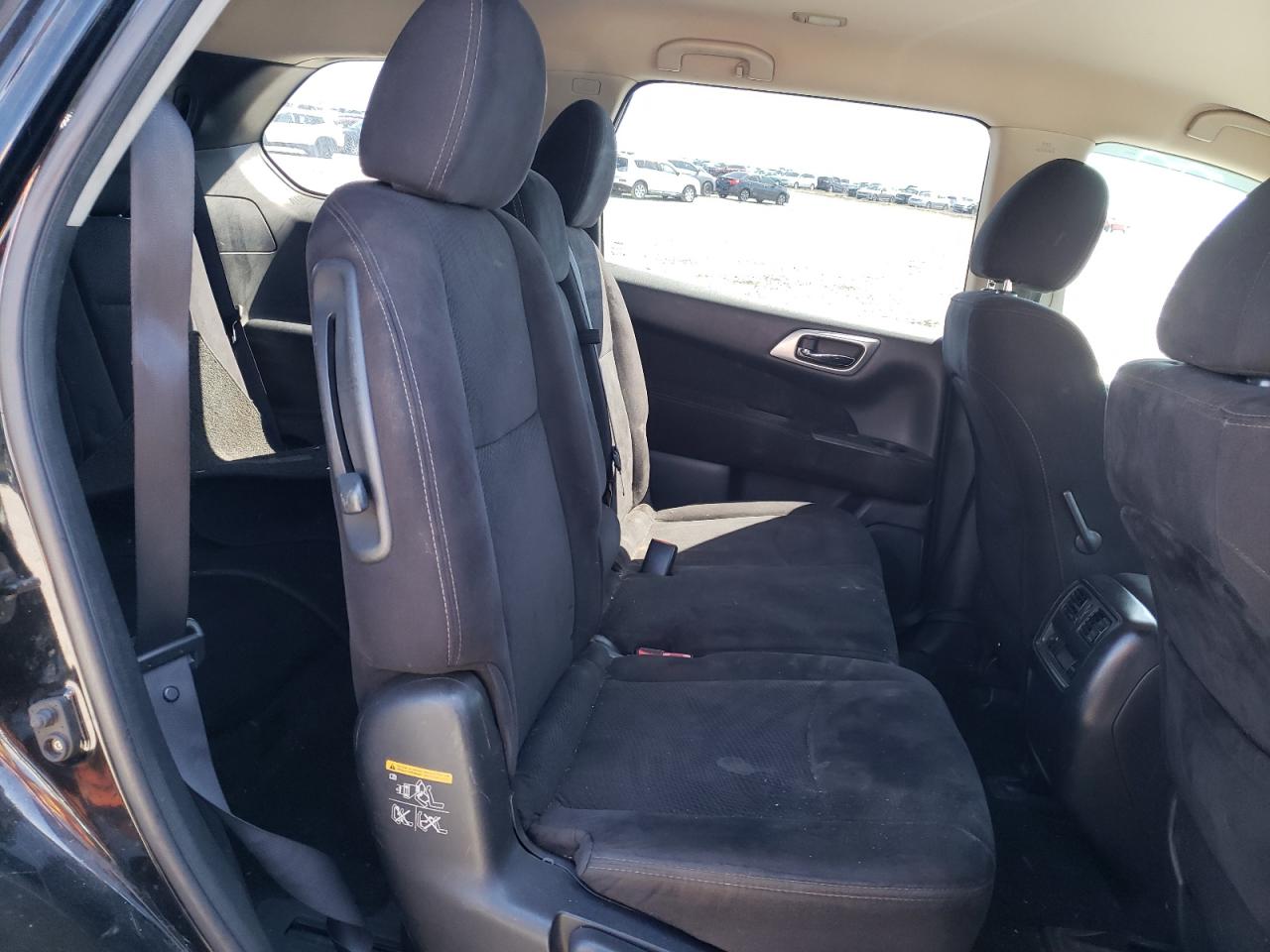 Photo 6 from auction – 2014 NISSAN PATHFINDER with VIN 5N1AR2MN0EC612003