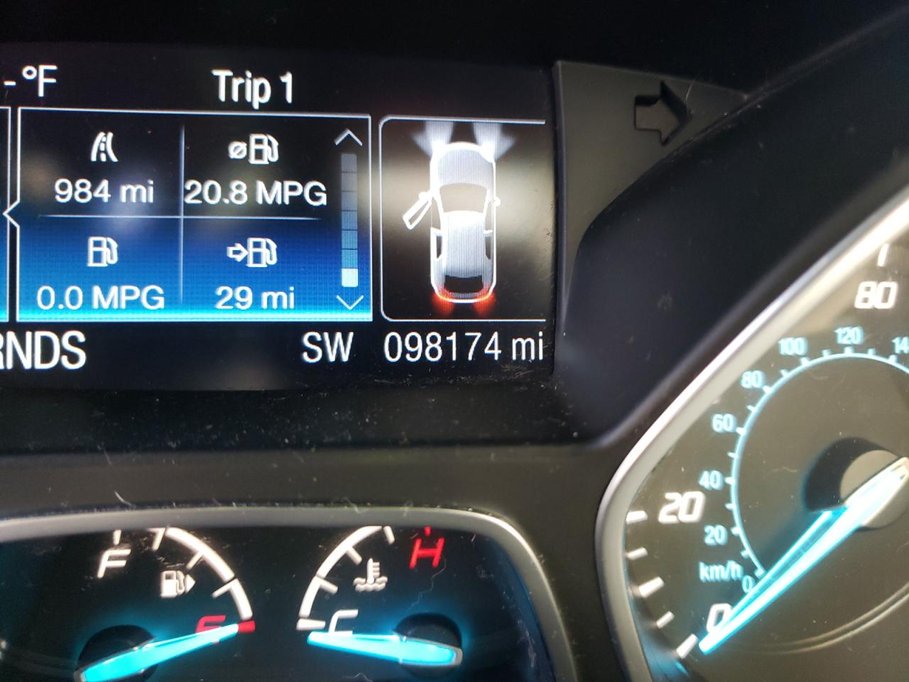 Photo 8 from auction – 2014 FORD ESCAPE SE with VIN 1FMCU9G96EUD73789
