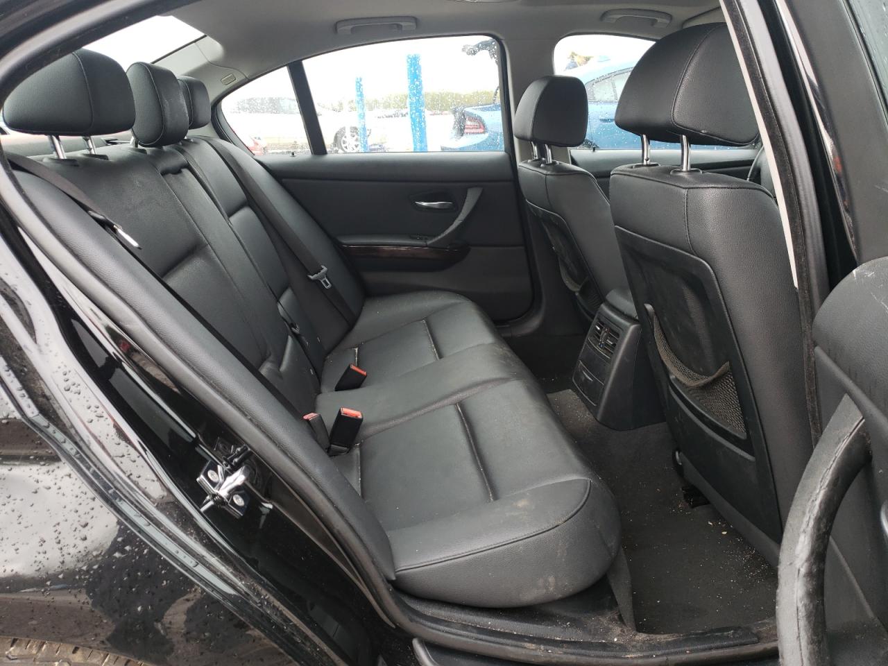 Photo 6 from auction – 2009 BMW 328 XI with VIN WBAPK73539A452750