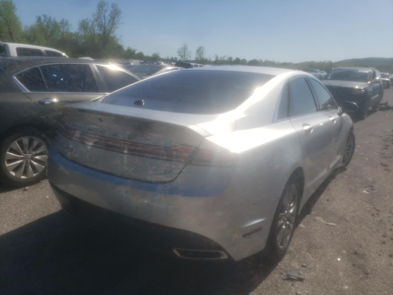 Photo 4 from auction – 2014 LINCOLN MKZ with VIN 3LN6L2GK7ER820986