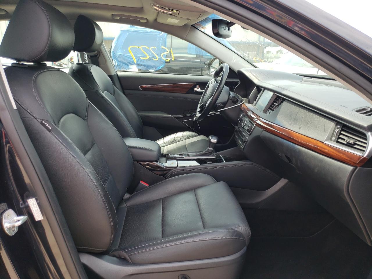 Photo 5 from auction – 2017 KIA CADENZA PR with VIN KNALC4J14H5073208