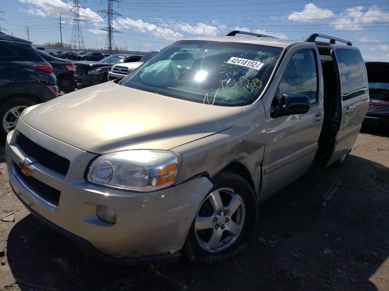 Photo 2 from auction – 2008 CHEVROLET UPLANDER L with VIN 1GNDV33108D136391