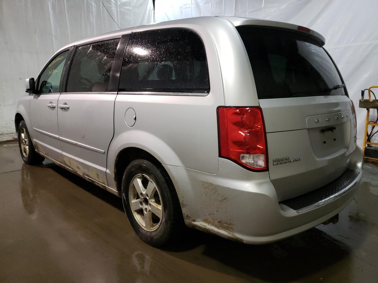 Foto 3 de la subasta – 2012 DODGE GRAND CARA con VIN 2C4RDGDG3CR111941