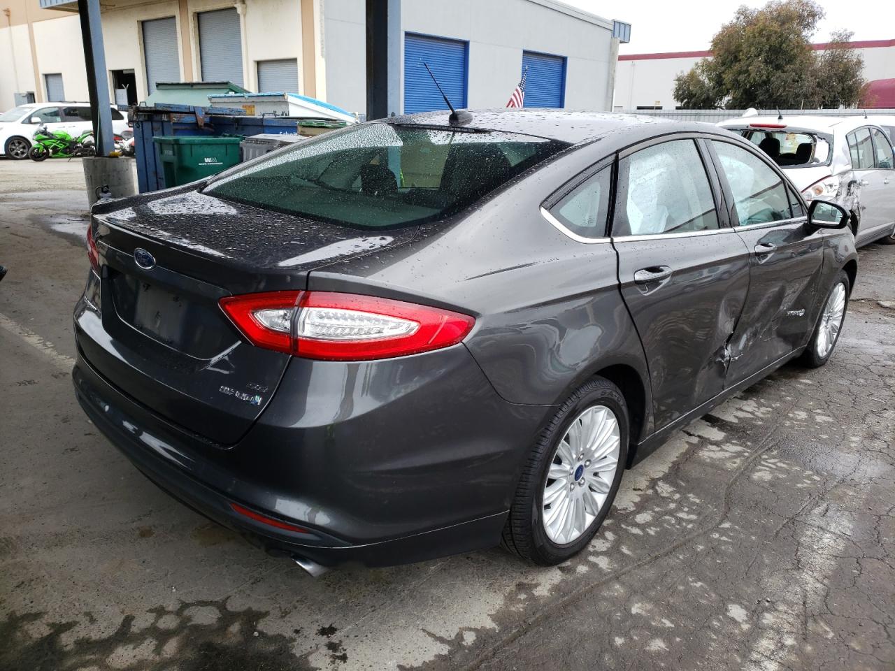 Photo 4 from auction – 2015 FORD FUSION SE with VIN 3FA6P0LU7FR208802