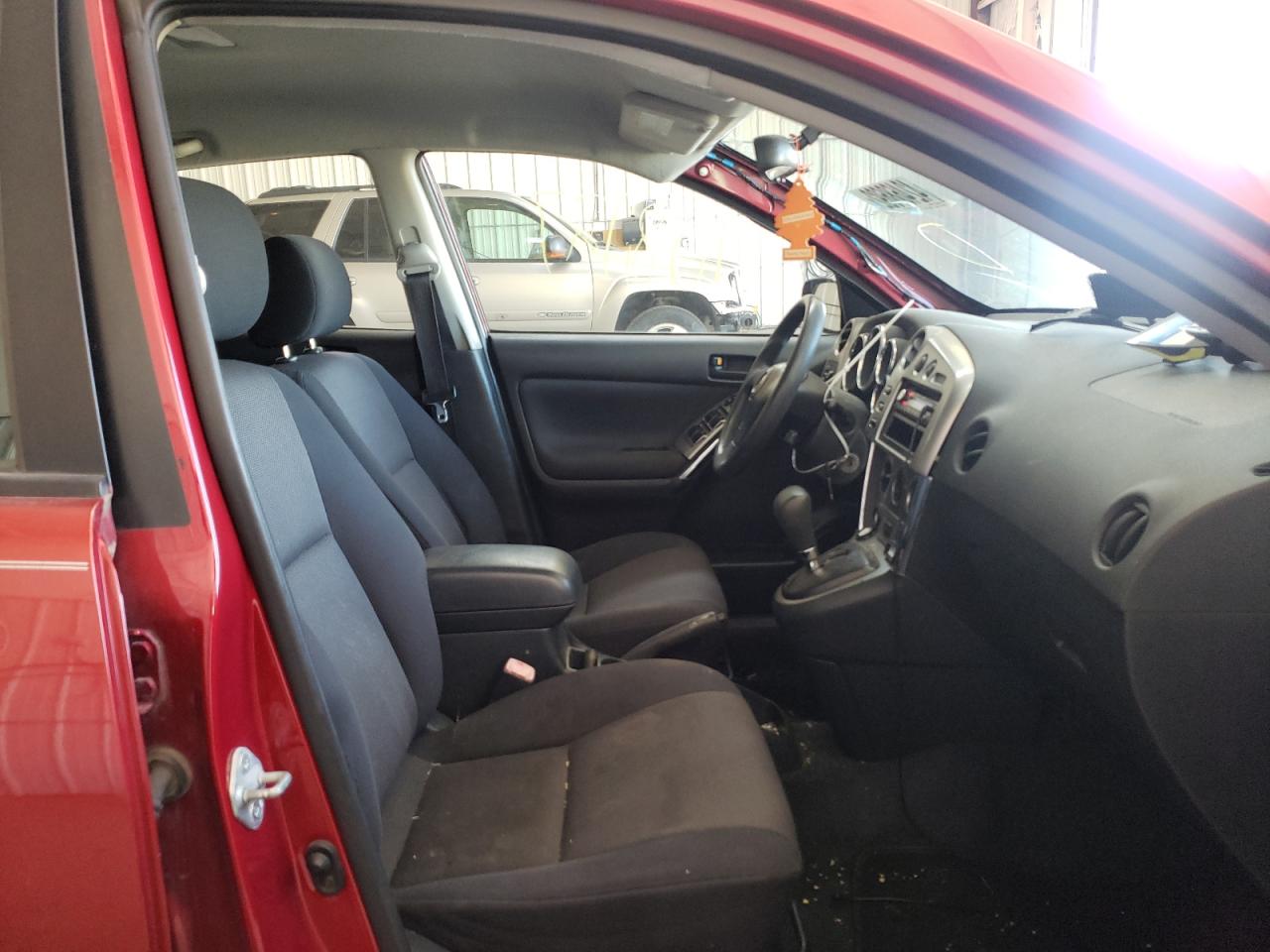 Photo 5 from auction – 2004 PONTIAC VIBE with VIN 5Y2SL62804Z427458