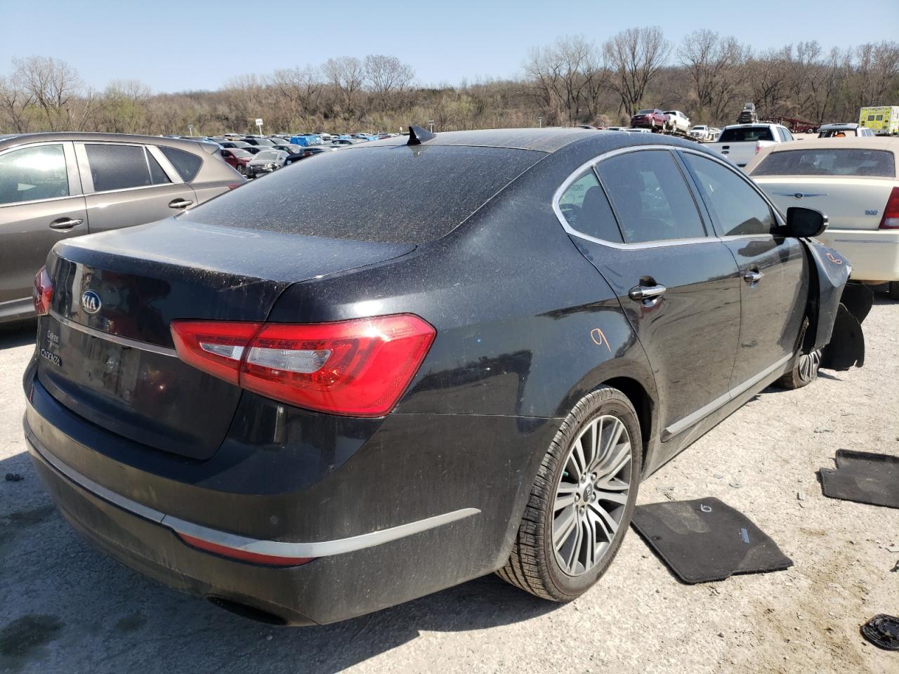 Photo 4 from auction – 2014 KIA CADENZA PR with VIN KNALN4D73E5145621