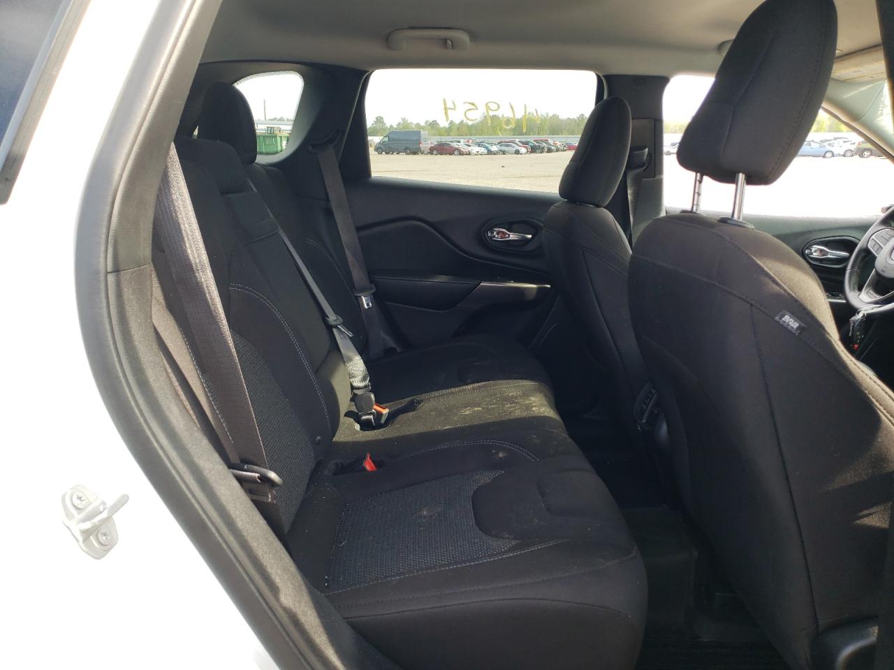 Photo 6 from auction – 2019 JEEP CHEROKEE L with VIN 1C4PJLCX2KD290923