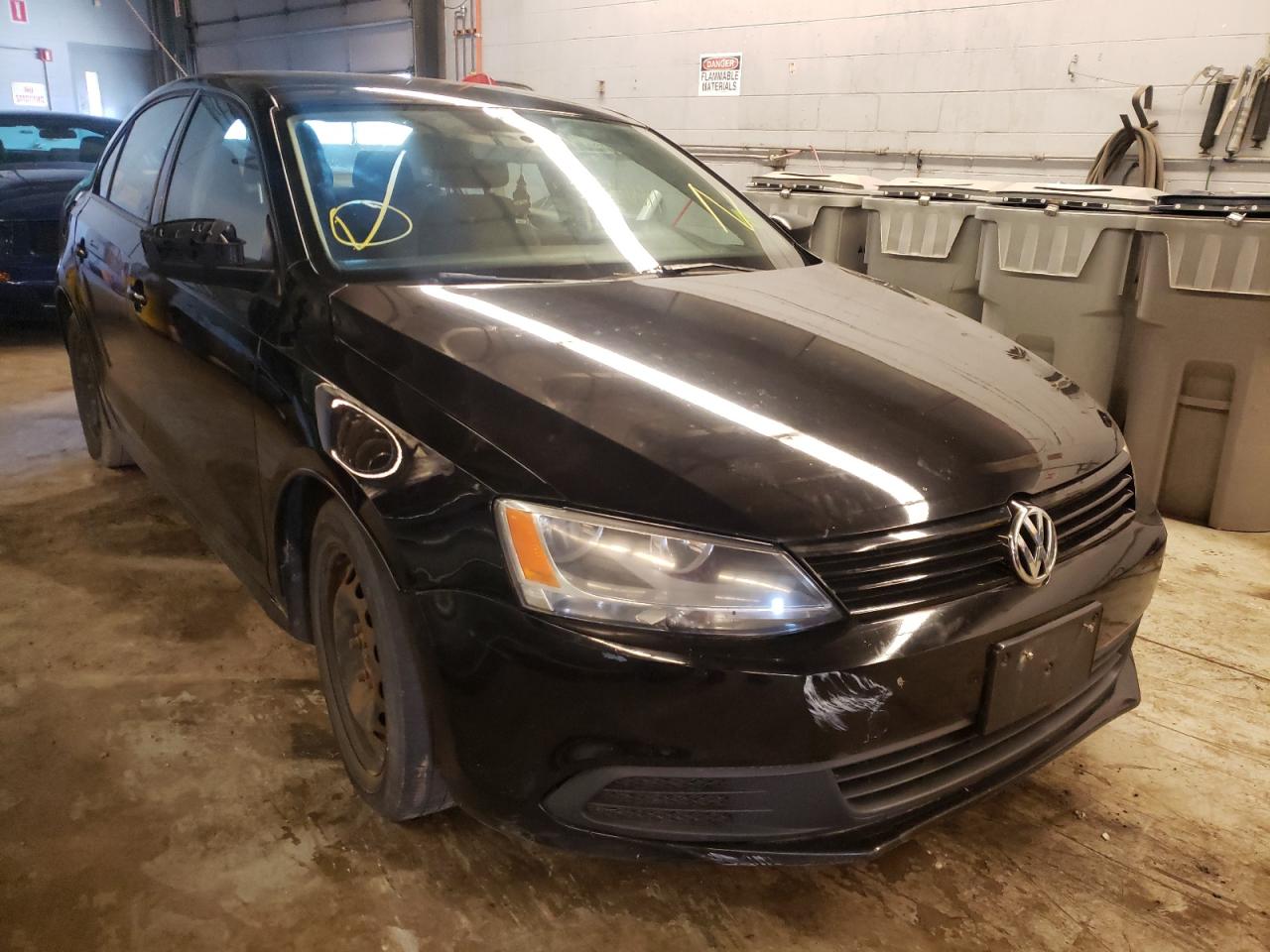 VOLKSWAGEN JETTA BASE 2011 with VIN 3VW2K7AJ3BM335737 - Photo from auction