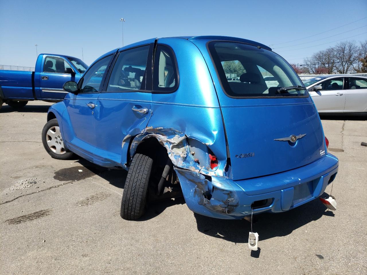Photo 3 from auction – 2008 CHRYSLER PT CRUISER with VIN 3A8FY48B68T127553