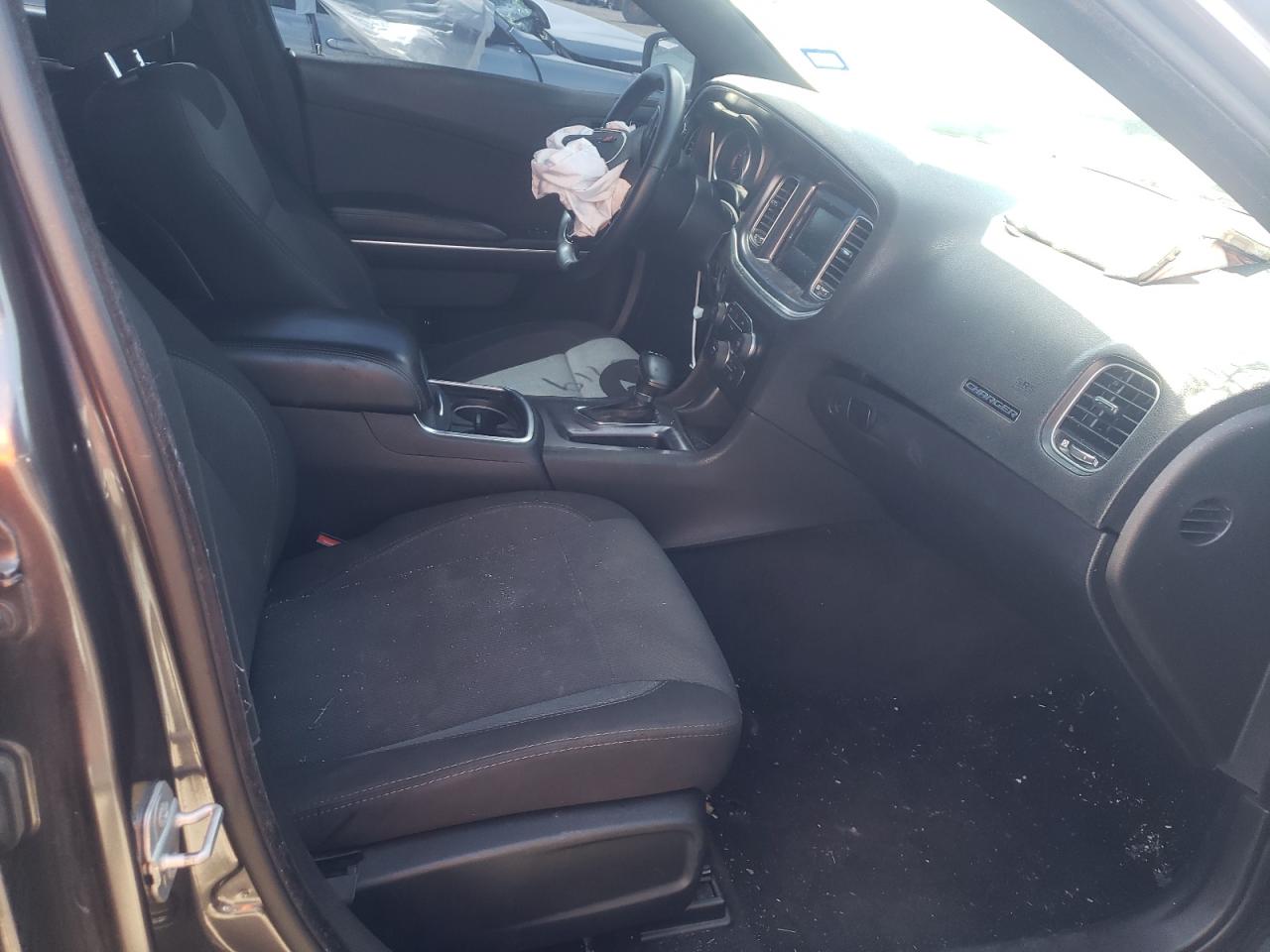 Photo 5 from auction – 2015 DODGE CHARGER SE with VIN 2C3CDXBG3FH762431