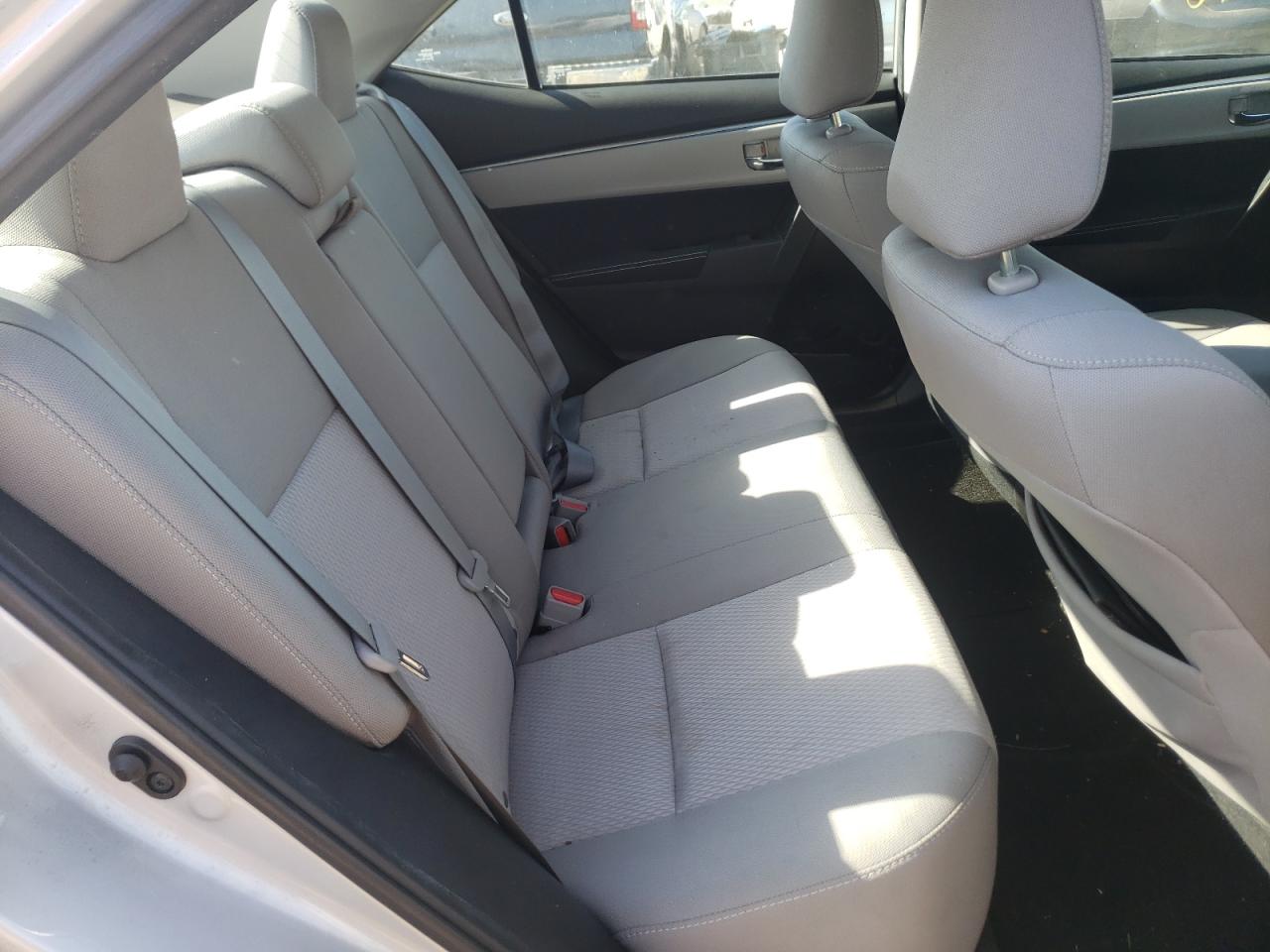 Photo 6 from auction – 2015 TOYOTA COROLLA L with VIN 2T1BURHE3FC358208