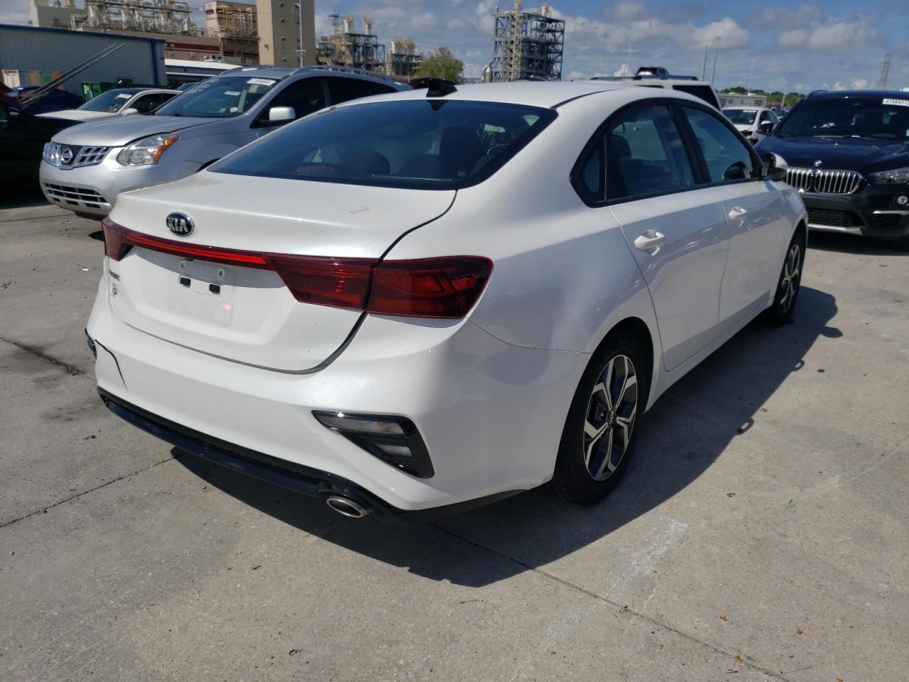 Photo 4 from auction – 2021 KIA FORTE FE with VIN 3KPF24AD3ME359448