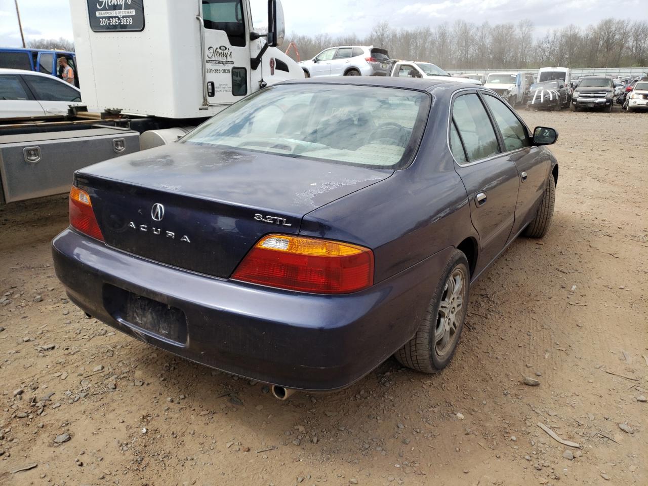 Photo 4 from auction – 1999 ACURA 3.2TL with VIN 19UUA5647XA003733