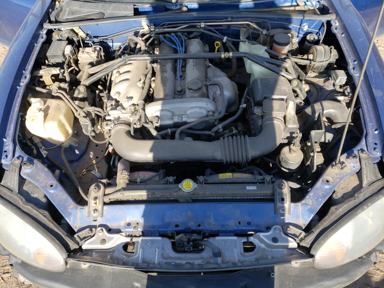 Photo 7 from auction – 1999 MAZDA MX-5 MIATA with VIN JM1NB3534X0135870