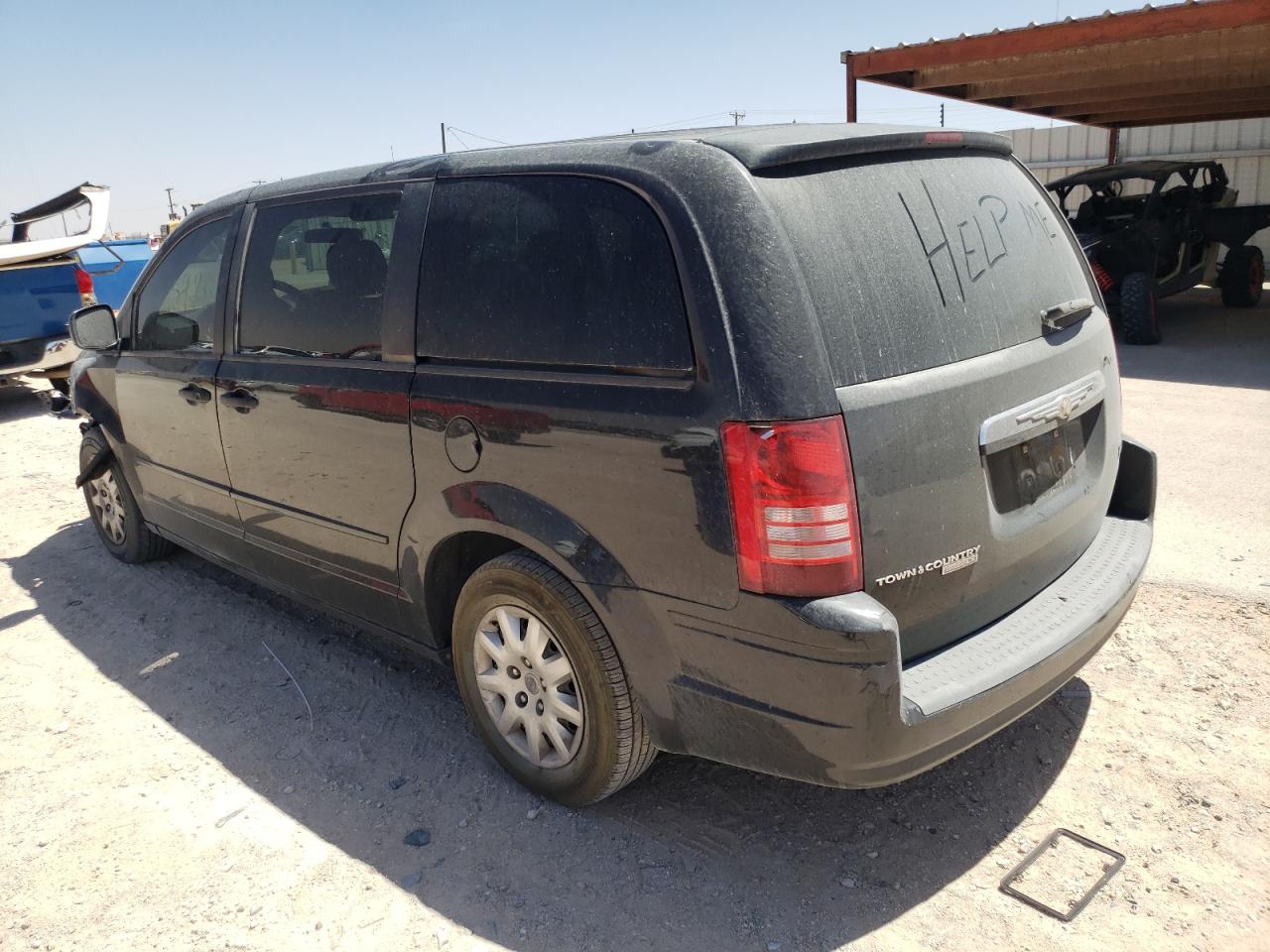 Photo 3 from auction – 2008 CHRYSLER TOWN & COU with VIN 2A8HR44H38R617872
