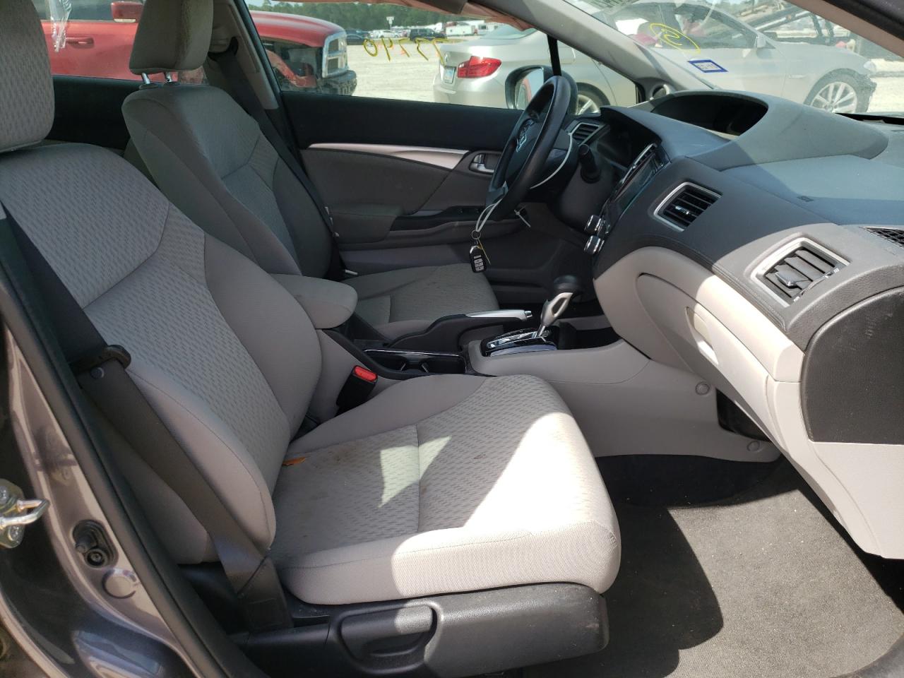 Photo 5 from auction – 2015 HONDA CIVIC EX with VIN 19XFB2F87FE019576