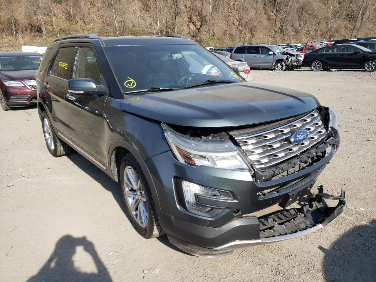 FORD EXPLORER L 2016 with VIN 1FM5K8F8XGGB27640 - Photo from auction