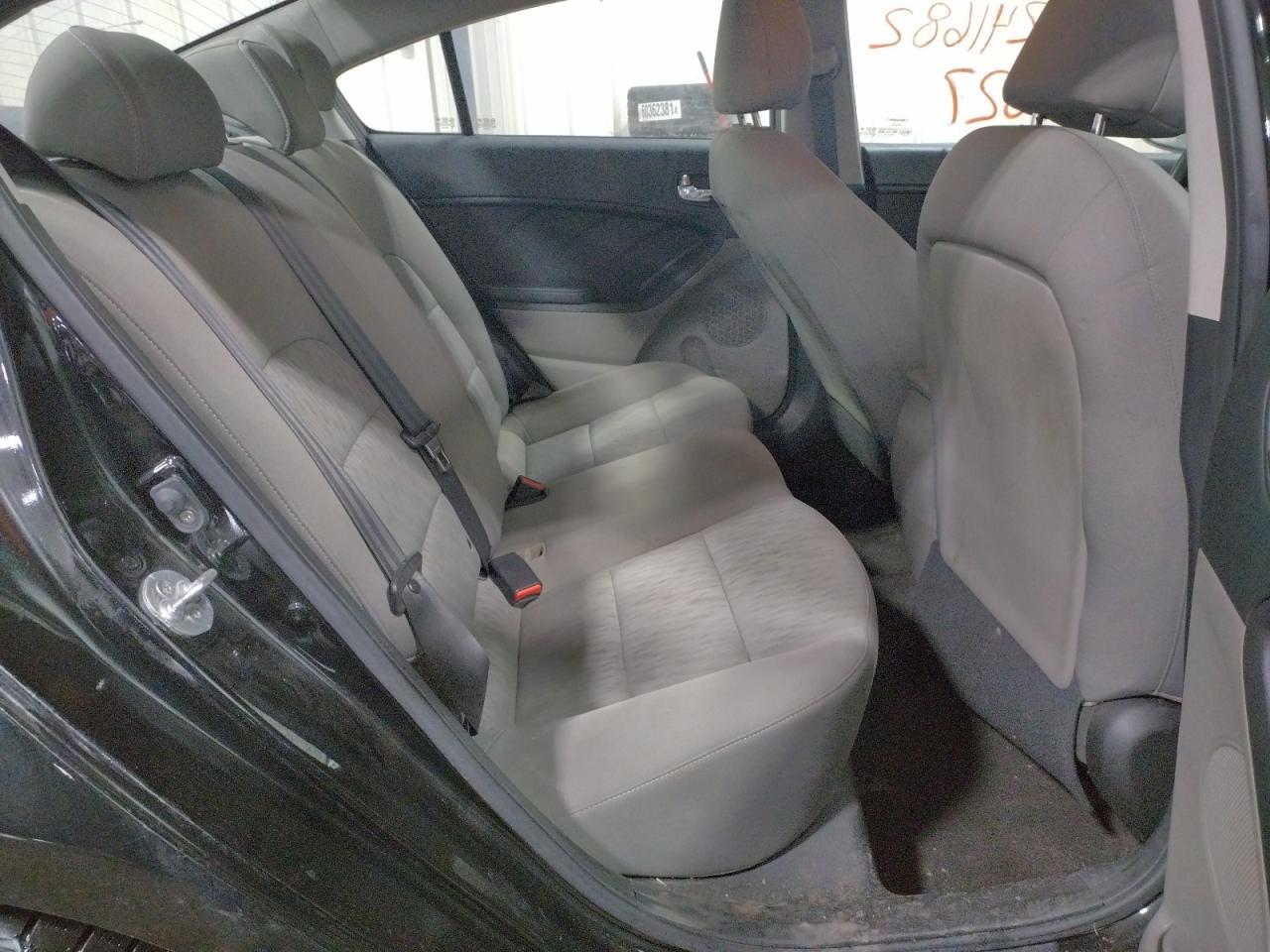 Photo 6 from auction – 2015 KIA FORTE LX with VIN KNAFK4A66F5386141