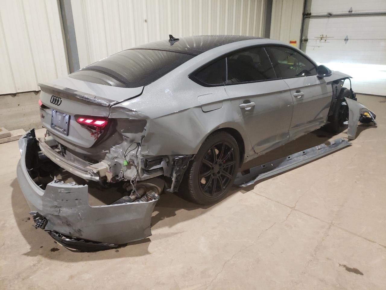 Photo 4 from auction – 2021 AUDI S5 PRESTIG with VIN WAUB4CF54MA015471