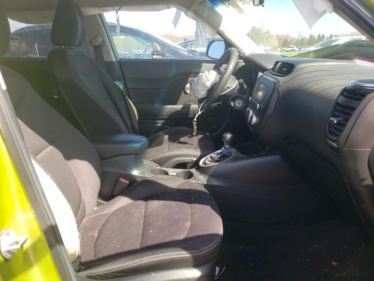Photo 5 from auction – 2015 KIA SOUL with VIN KNDJN2A20F7775514