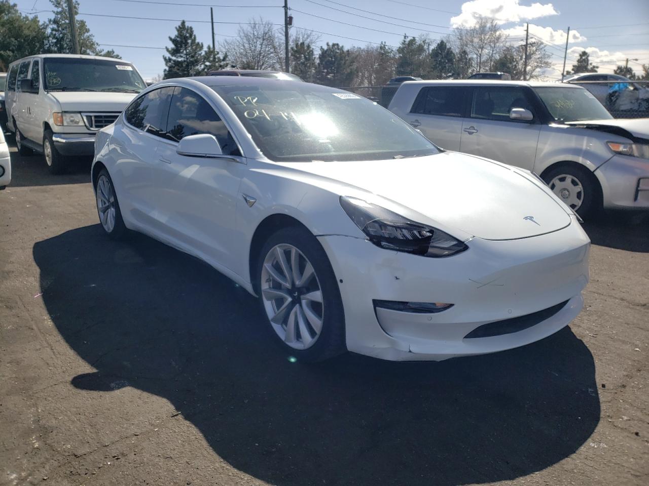 TESLA MODEL 3 2018 with VIN 5YJ3E1EA8JF025155 - Photo from auction