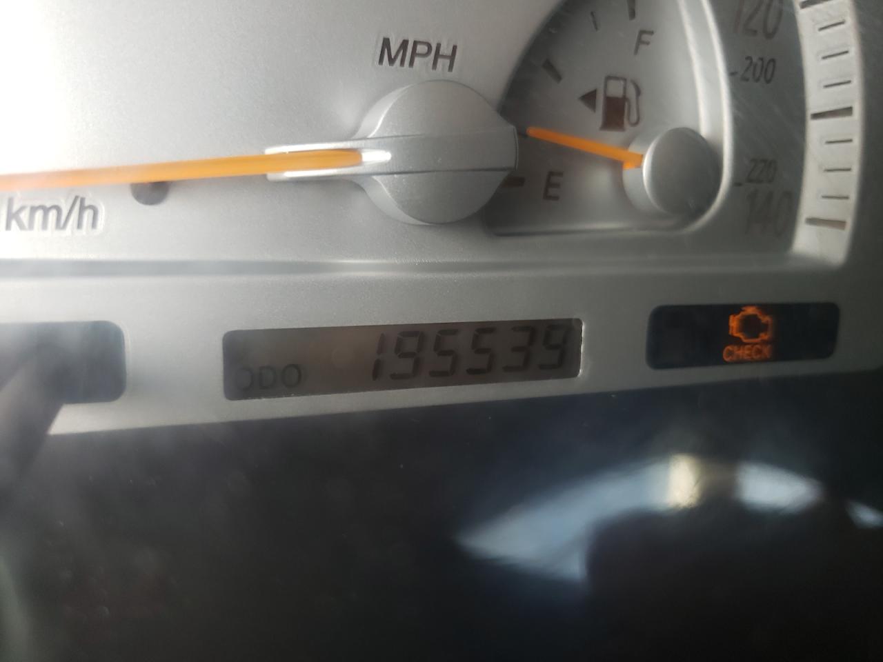 Photo 16 from auction – 2002 TOYOTA CAMRY with VIN JTDBE30K520111627