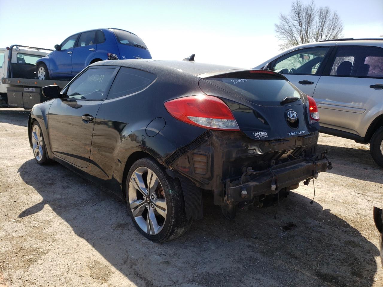 Photo 3 from auction – 2013 HYUNDAI VELOSTER with VIN KMHTC6AD4DU086562