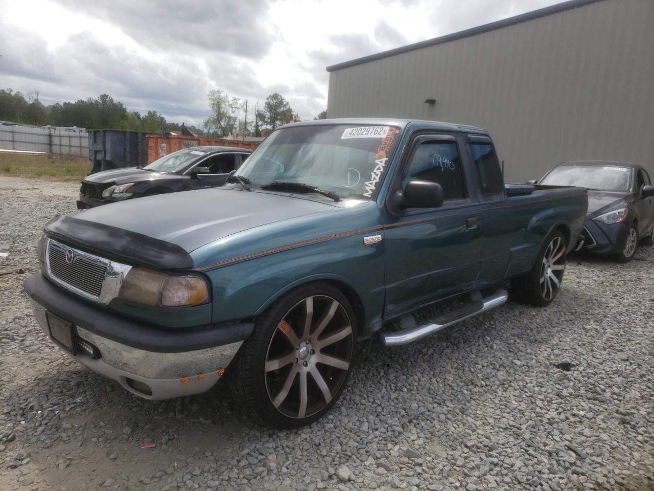 Photo 2 from auction – 2000 MAZDA B2500 CAB with VIN 4F4YR16C7YTM01708