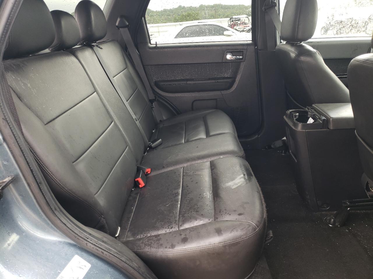 Photo 6 from auction – 2011 FORD ESCAPE LIM with VIN 1FMCU0EG6BKB98464