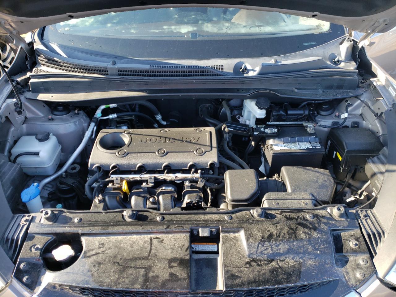 Photo 7 from auction – 2012 HYUNDAI TUCSON GLS with VIN KM8JUCAC4CU466820