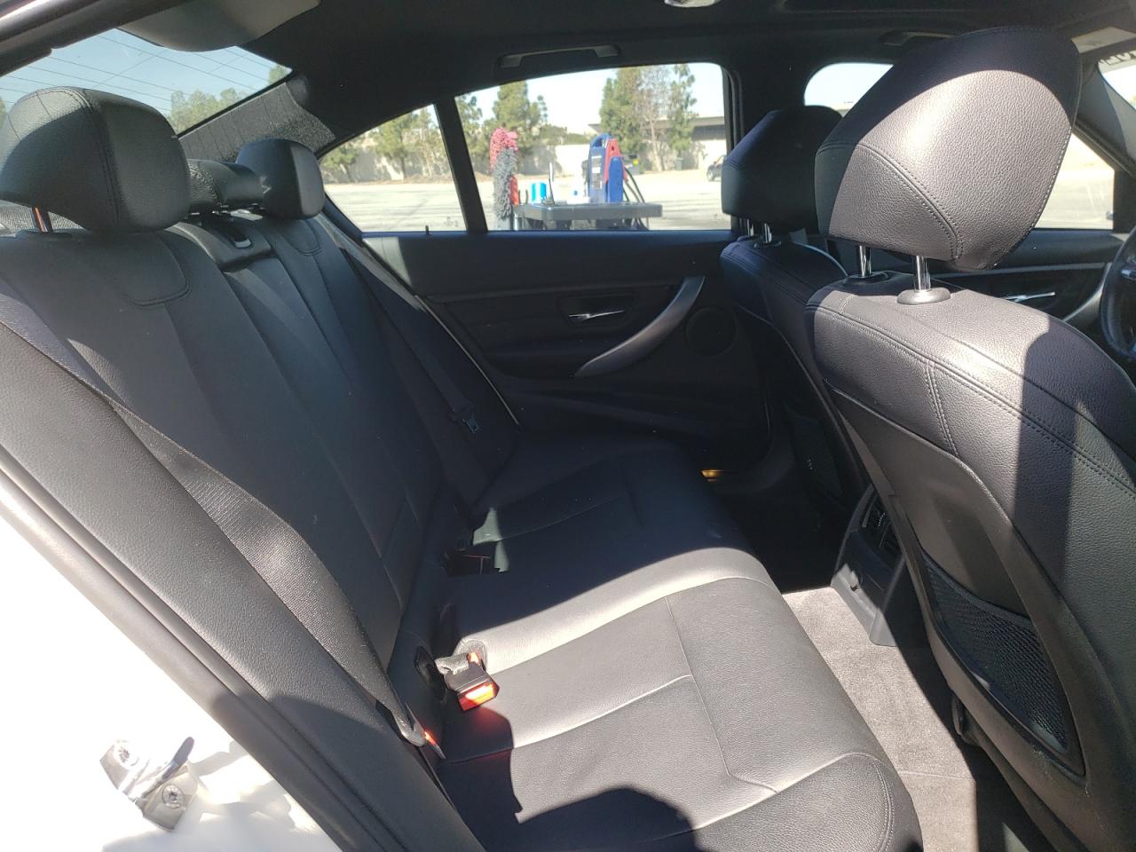 Photo 6 from auction – 2014 BMW 335 I with VIN WBA3A9G59ENR97281