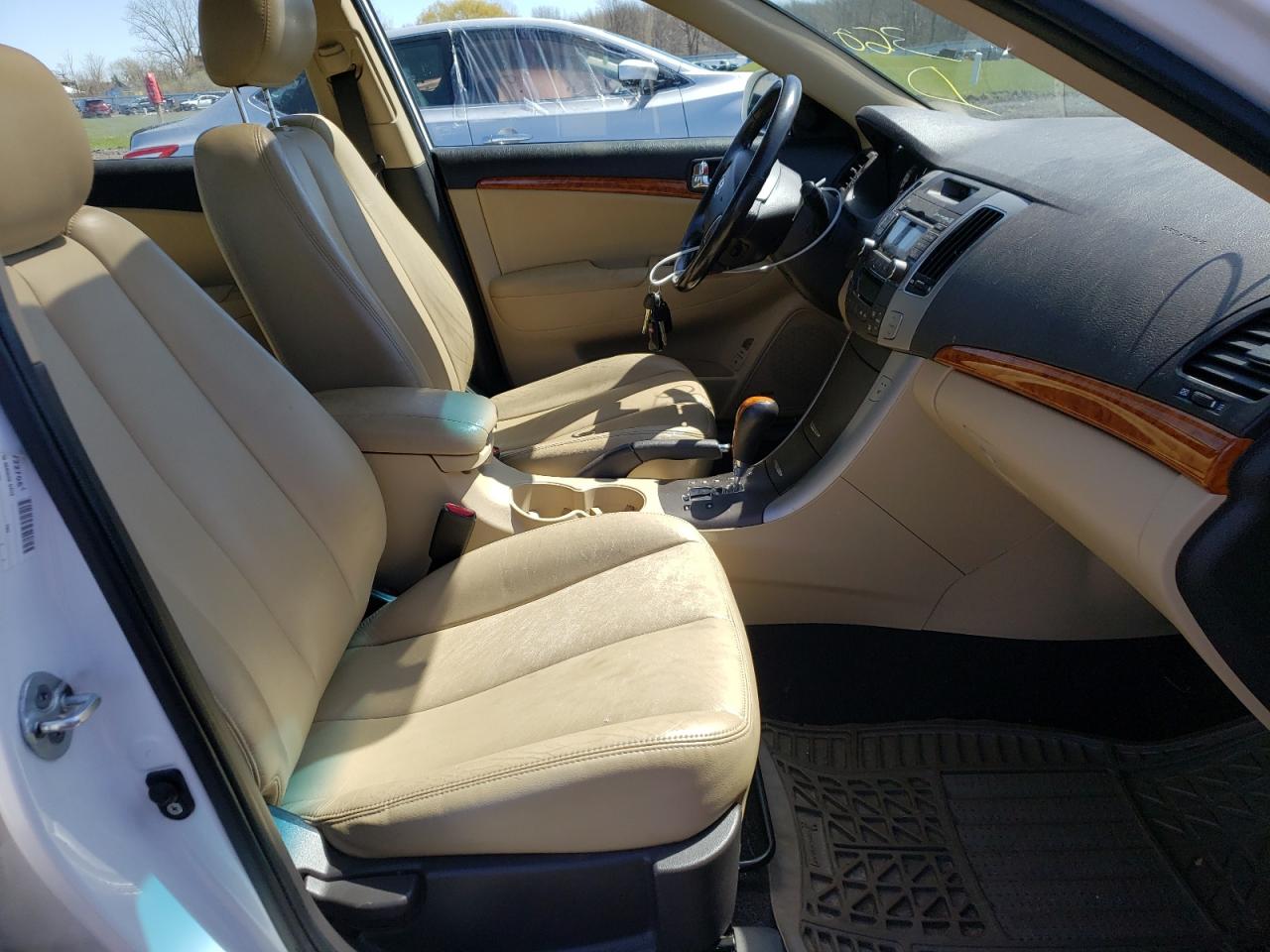 Photo 5 from auction – 2009 HYUNDAI SONATA SE with VIN 5NPEU46F99H503202