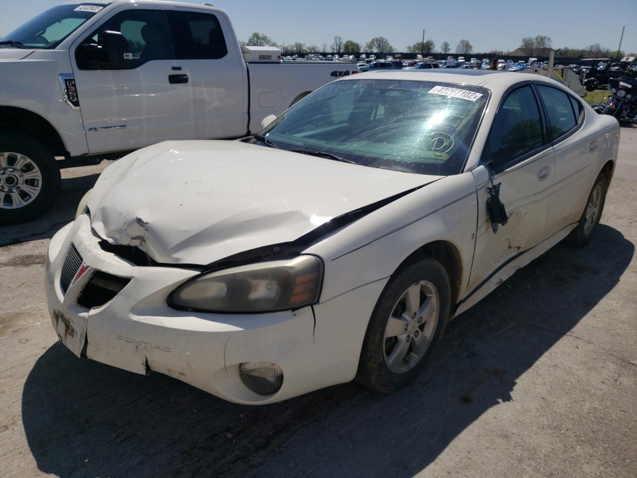 Photo 2 from auction – 2008 PONTIAC GRAND PRIX with VIN 2G2WP552081150899