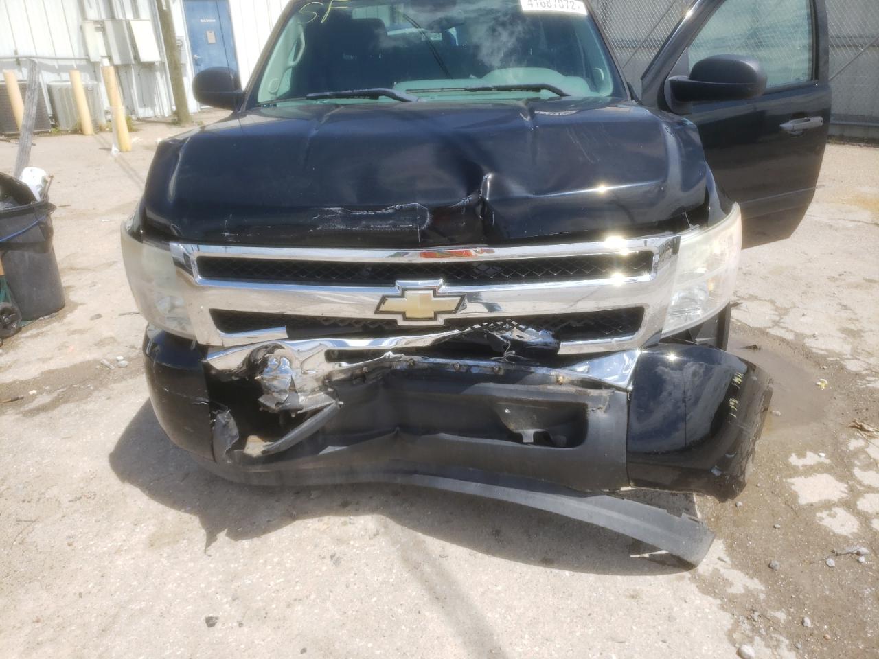 Photo 9 from auction – 2011 CHEVROLET silverado with VIN 1GCRCREA6BZ444390