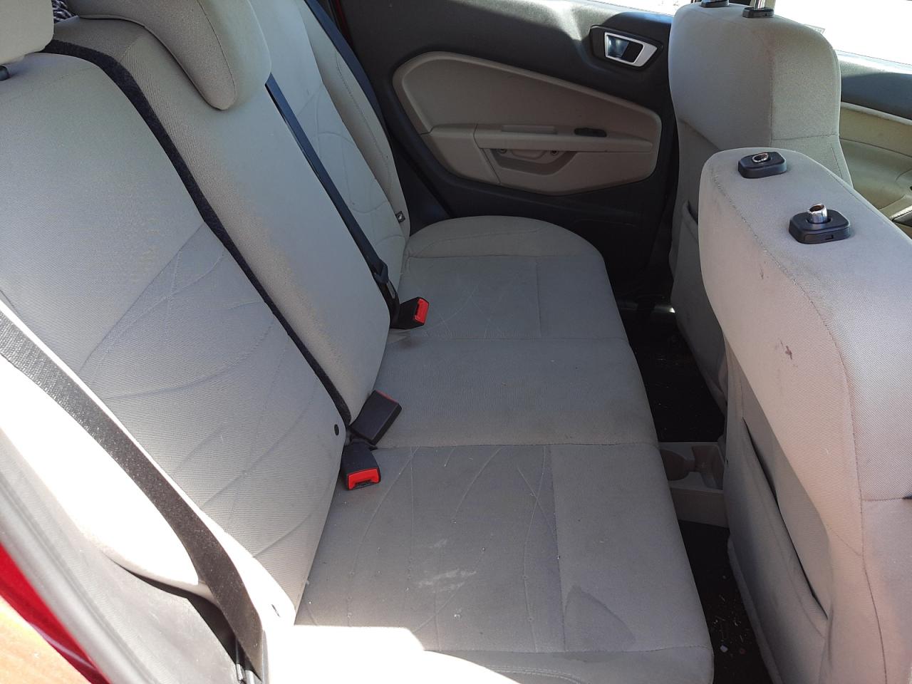 Photo 6 from auction – 2015 FORD FIESTA SE with VIN 3FADP4EJ2FM159023
