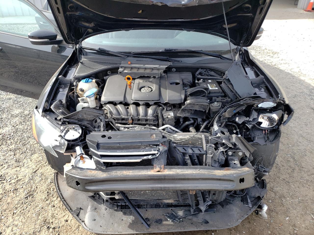 Photo 7 from auction – 2013 VOLKSWAGEN PASSAT S with VIN 1VWAP7A3XDC013566