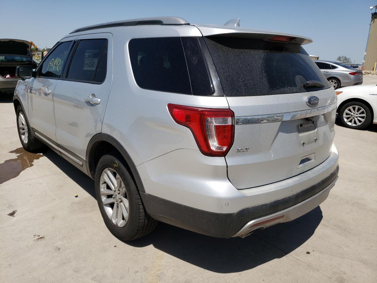 Photo 3 from auction – 2017 FORD EXPLORER X with VIN 1FM5K7D85HGB62018
