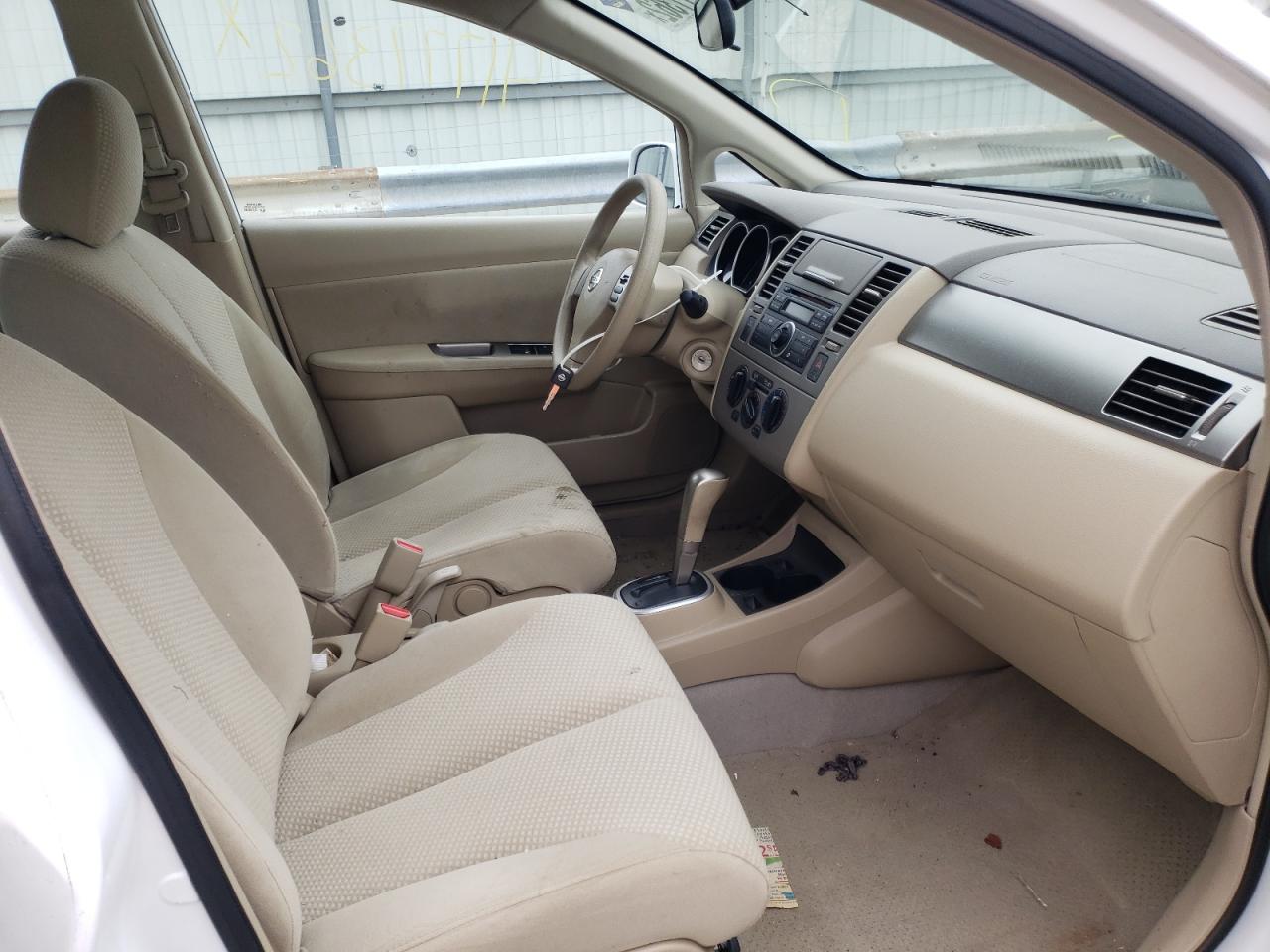 Photo 5 from auction – 2011 NISSAN VERSA S with VIN 3N1BC1CP1BL503396