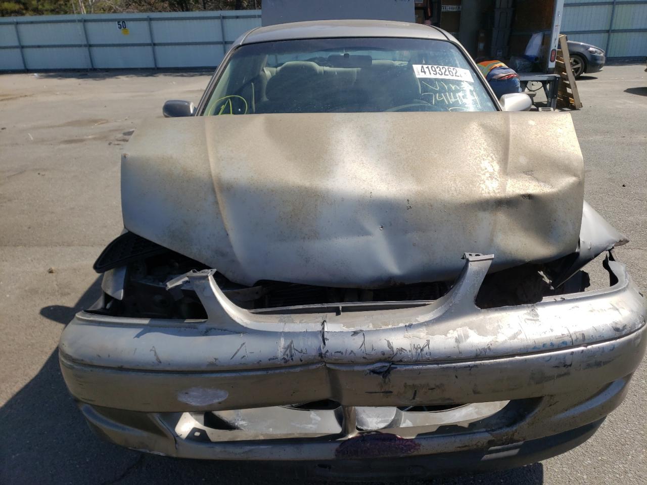 Photo 7 from auction – 1998 MAZDA 626 DX with VIN 1YVGF22C0W5741464
