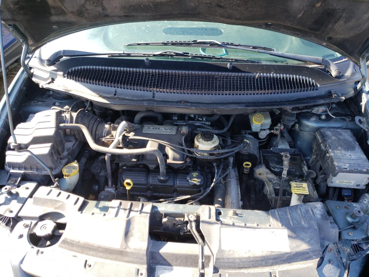 Photo 7 from auction – 2005 CHRYSLER TOWN & COU with VIN 2C8GP54L45R378197