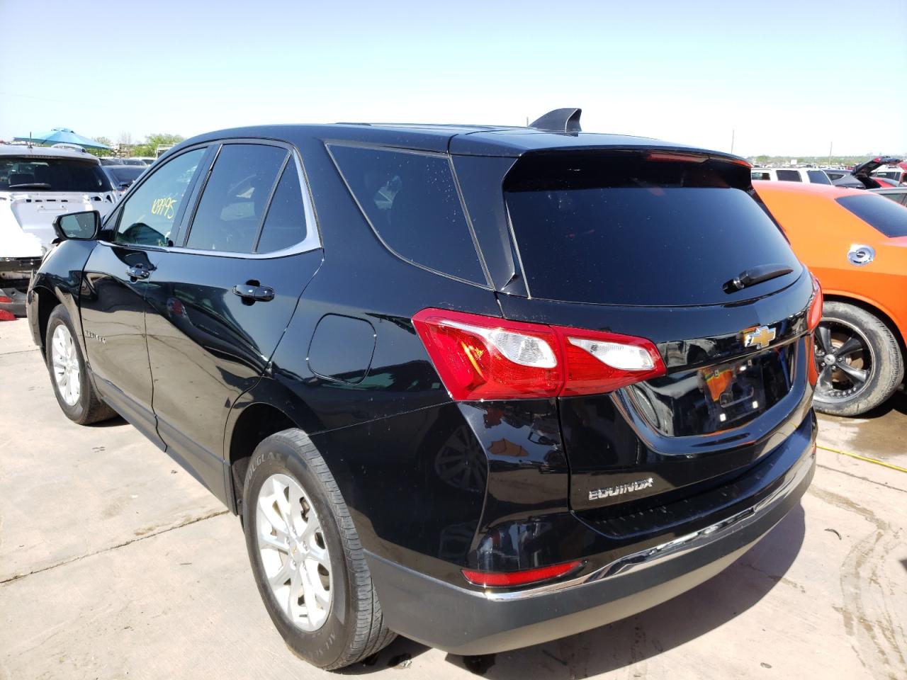 Photo 3 from auction – 2018 CHEVROLET EQUINOX LT with VIN 2GNAXJEV8J6225275