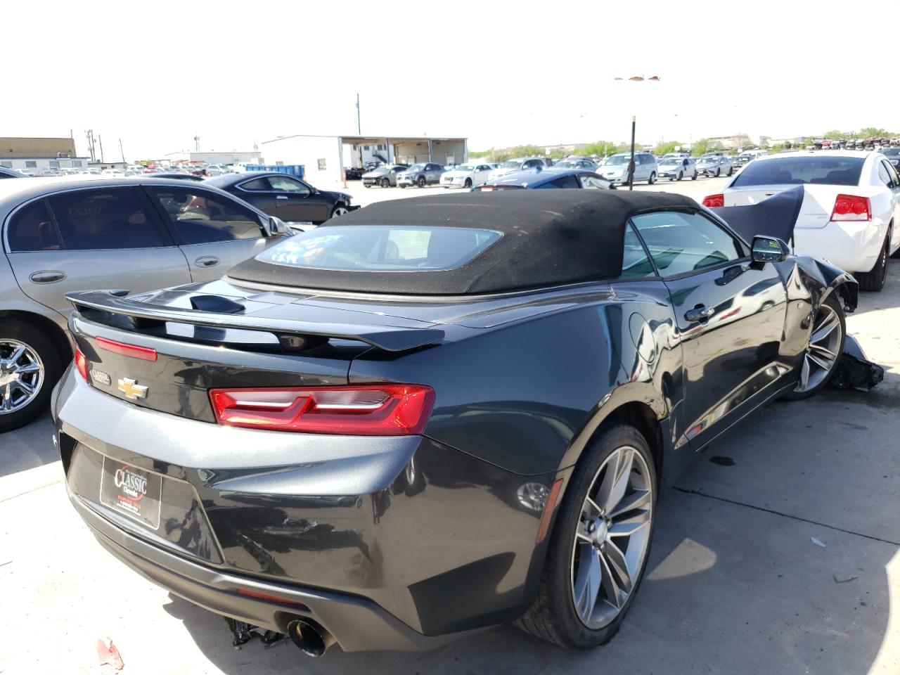 Photo 4 from auction – 2017 CHEVROLET CAMARO LT with VIN 1G1FB3DS8H0177269