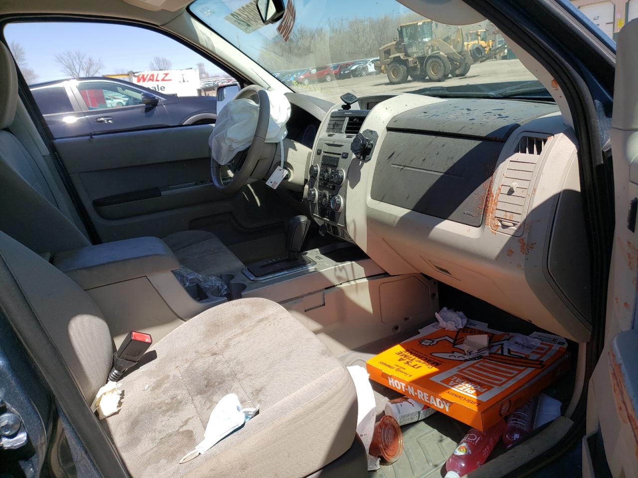 Photo 5 from auction – 2012 FORD ESCAPE XLT with VIN 1FMCU9DG9CKB44809