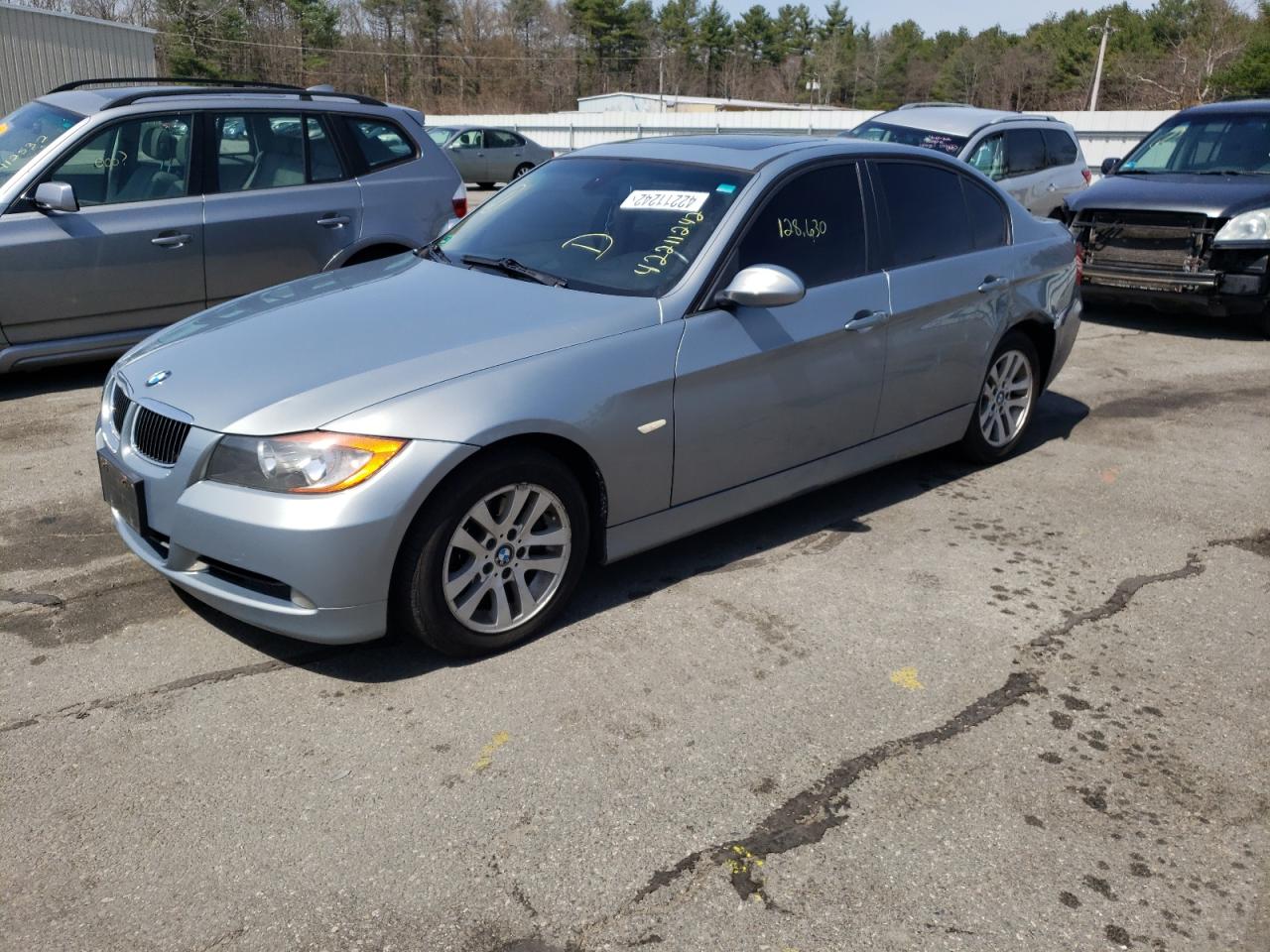 Photo 2 from auction – 2006 BMW 325 I with VIN WBAVB13576KX42645